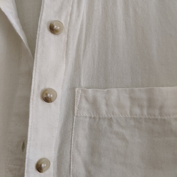 BDG Light, Loose-fitting Cotton Button-up - Picture 3 of 9